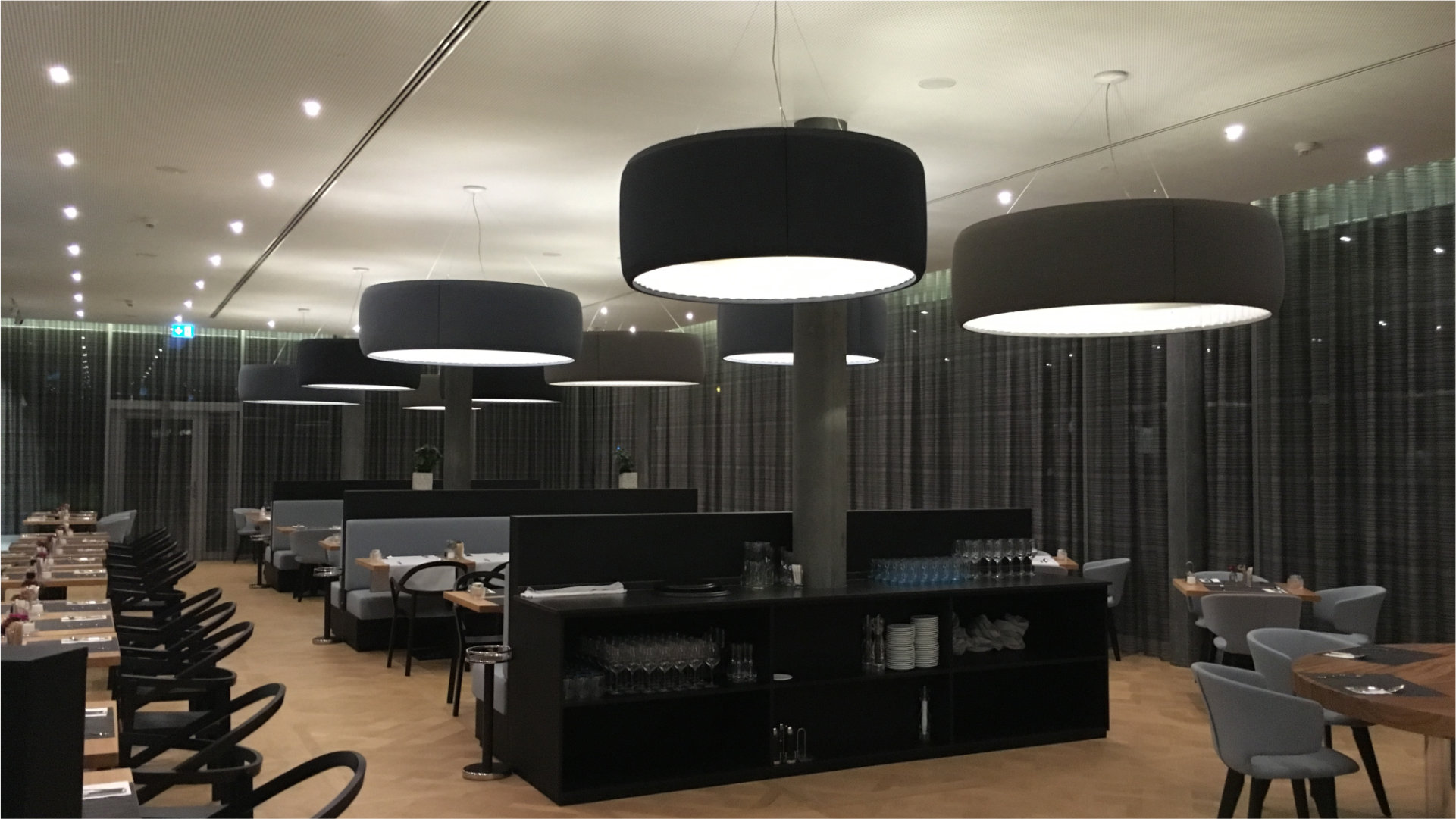 2017 Hotel%20Modern%20time